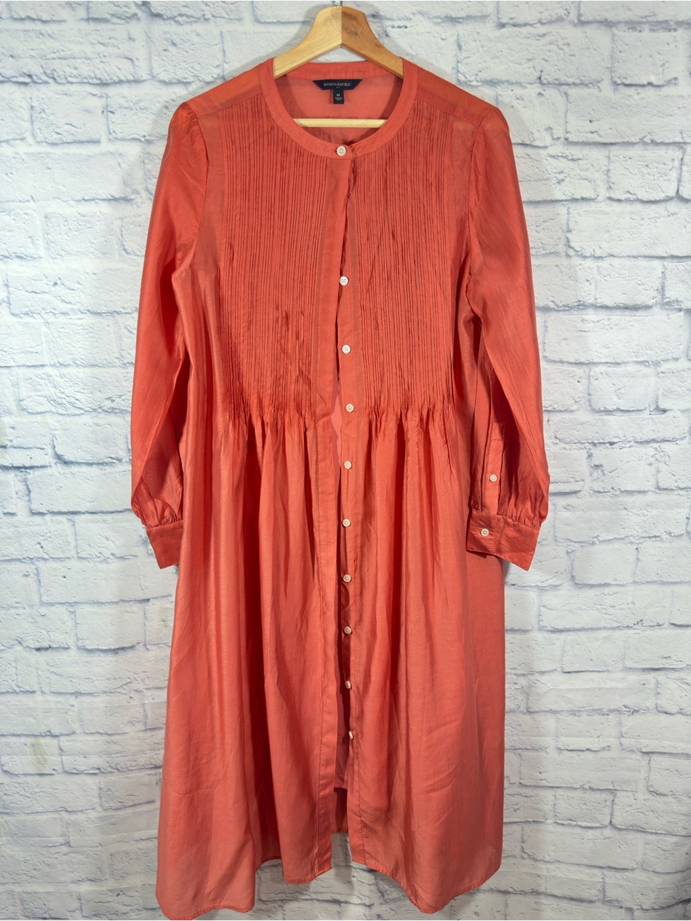 Banana Republic Women’s Coral Long Sleeve Button Up Midi Dress Sz Medium